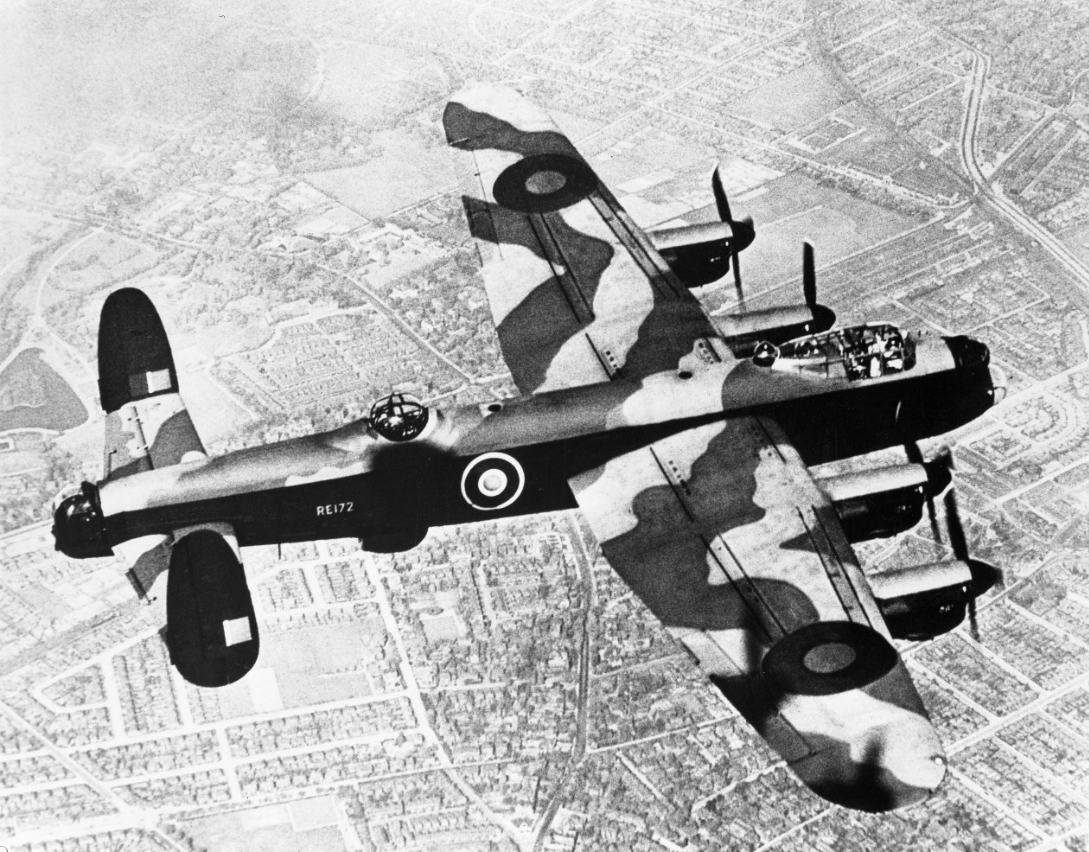 avro lancaster002