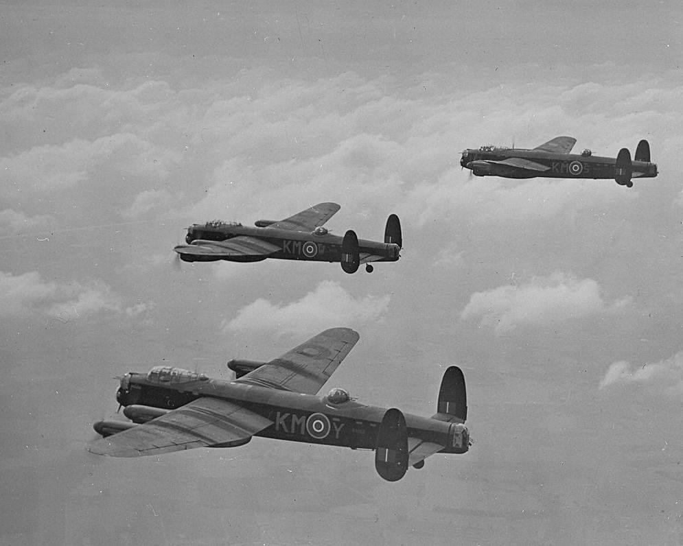 avro lancaster007