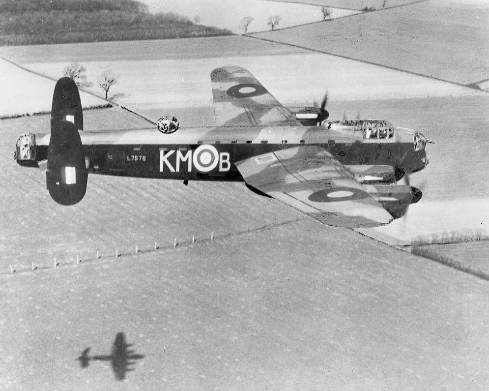 avro lancaster008
