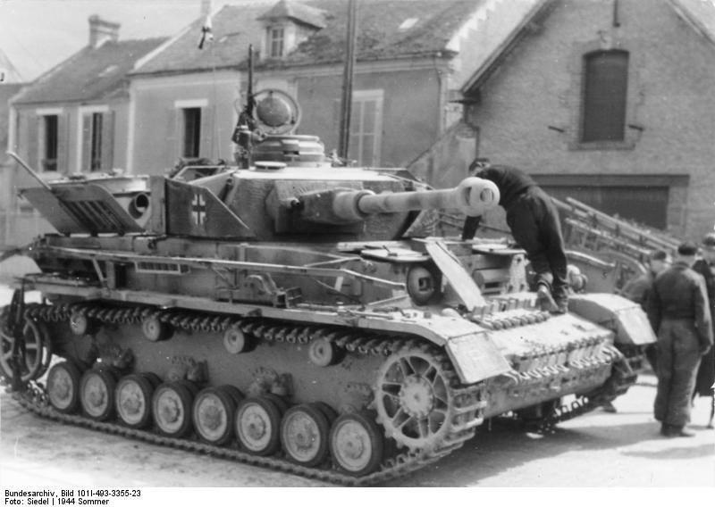 Panzer IV tank of German 12th SS Panzer Division
