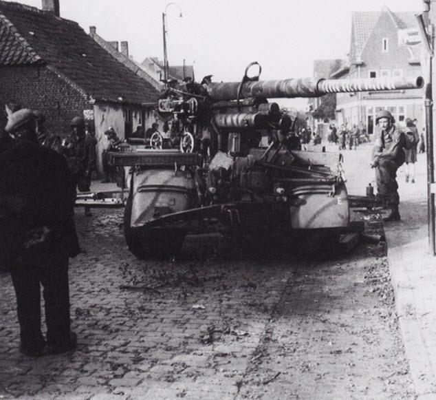 506 Parachute Infantry Regiment Easy Company Eindhoven Bokt