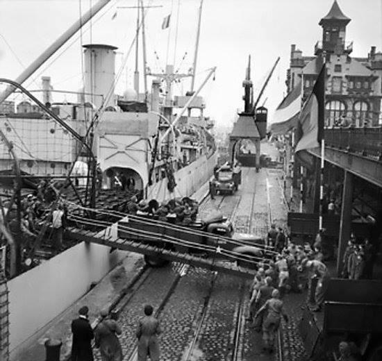 Oil being unloaded from the SS Fort Cataraqui