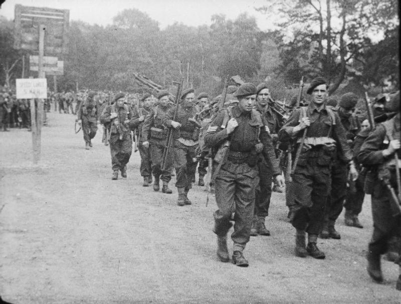 No 4 (Army) Commando embarkation to Normandy