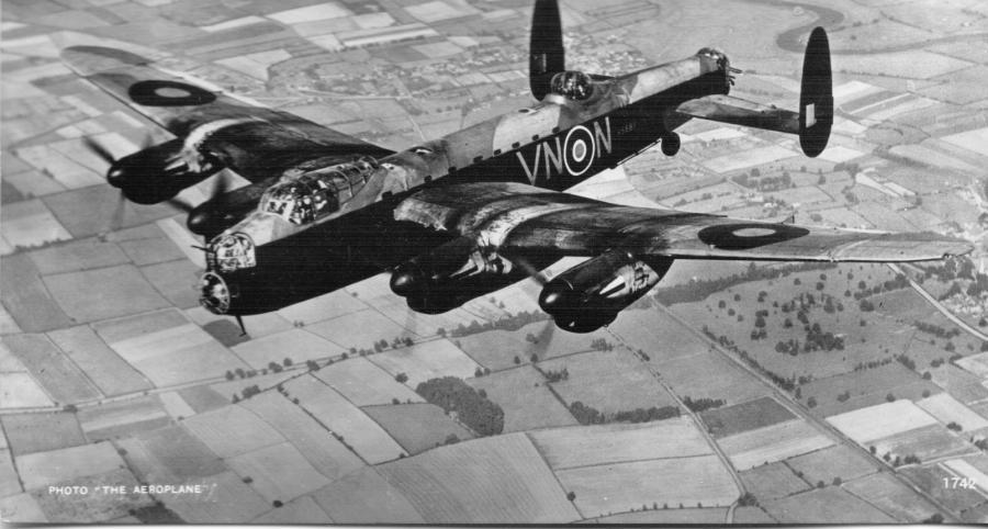 Avro Lancaster I (R5689 VN-N) on a mission to Frisian Islands on 1942-09-19