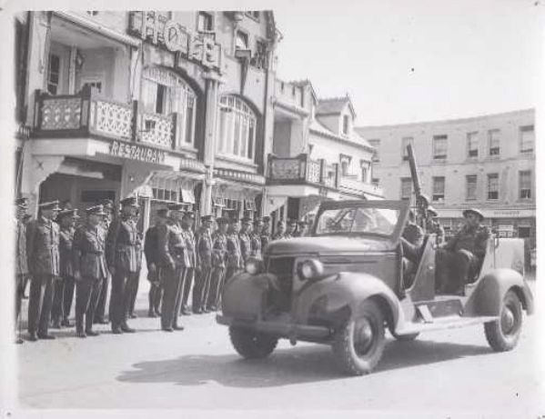 Koninklijke Nederlandse Brigade "Prinses Irene" Patrol near Oeffelt day 2