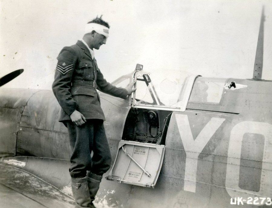 Flight of Spitfire IX BS120 and Flight Sergeant B M Zobell on 1942-08-19