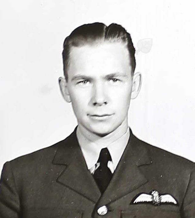 Flight of Typhoon Ib MP186 and Flying Officer D J Washburn on 1944-12-24