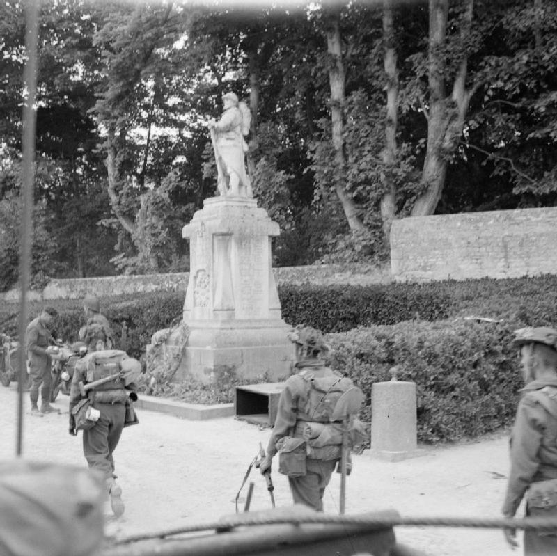 13th/18th Royal Hussars landed near Hermanville-sur-Mer