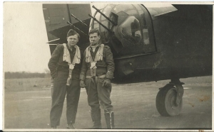 The 466 Sqdn left from Leconfield at 1944-06-14 at 13:14. Crashed at 14:43